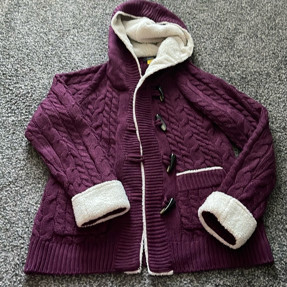 Women knitted sherpa cardigan. Brand new, no tags (burgundy color)